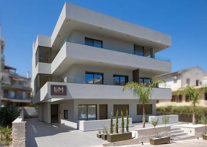 Lum Urban * חאניה