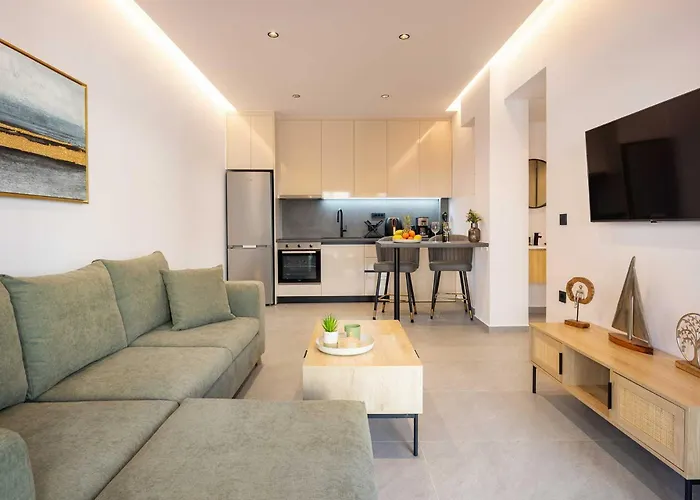 Lum Urban * חאניה