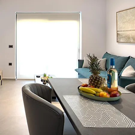 Lum Urban - Modern With Free Parking * Chania (Crete)