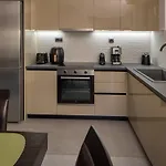 アパート Lum Urban - Modern With Free Parking ハニア