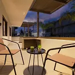Apartment Lum Urban - Modern With Free Parking