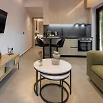 Lum Urban - Modern With Free Parking Apartment Chania (Crete)