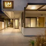 Lum Urban - Modern With Free Parking アパート ハニア