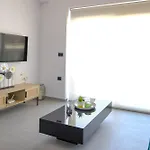 Lum Urban - Modern With Free Parking דירה חאניה